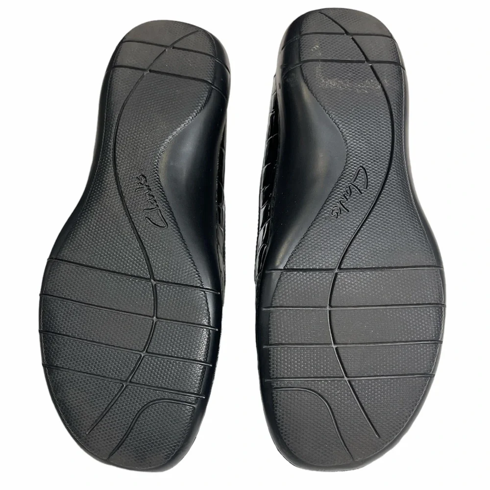 Clarks Collection Leather Slip-on Loafers - Bayou  6M  0488 - Picture 7 of 14